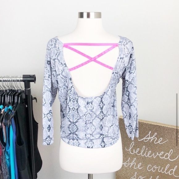 Material Girl active animal print crop top - Picture 4 of 7